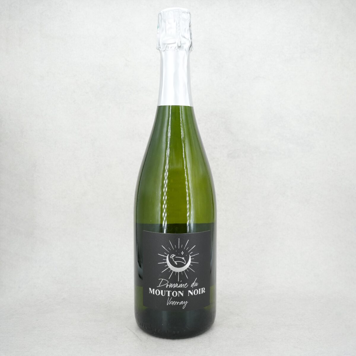 VIN BLANC PÉTILLANT AOC "VOUVRAY BRUT" – Image 1