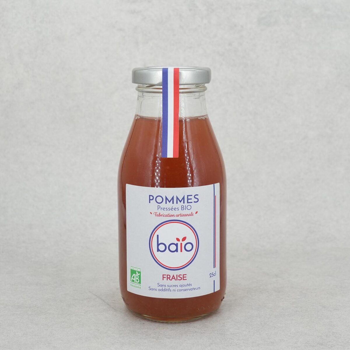 JUS DE POMMES FRAISES BAIO – Image 1