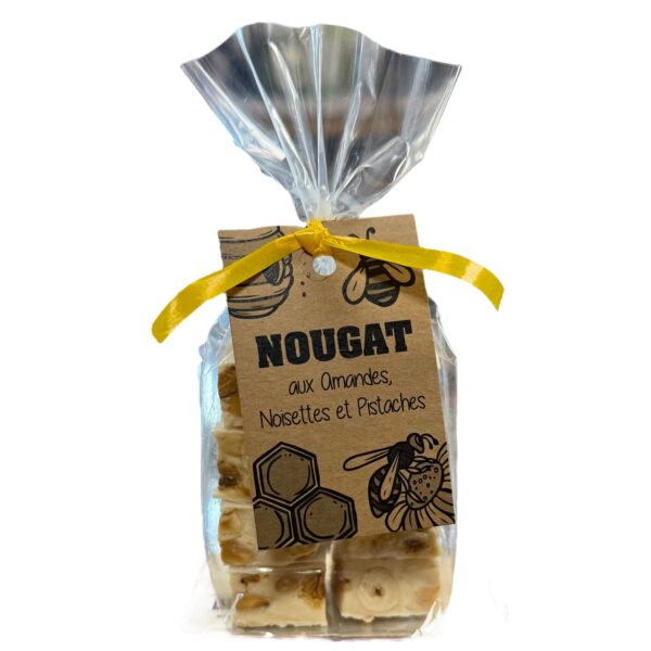 NOUGAT AUX AMANDES NOISETTES ET PISTACHES